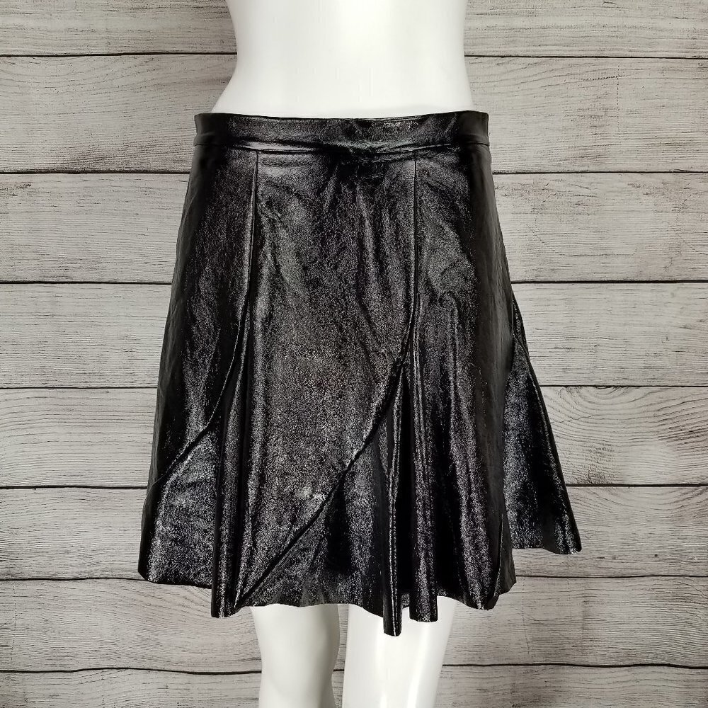 NEW Topshop IDOL Size 6 Faux Leather Flared Mini Skirt in Black